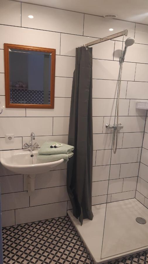 2 Persoons Appartement Le Garage Frieschepalen Kültér fotó